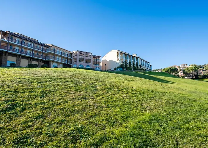 L'esquinade - J4236 By Interhome Апартаменты *