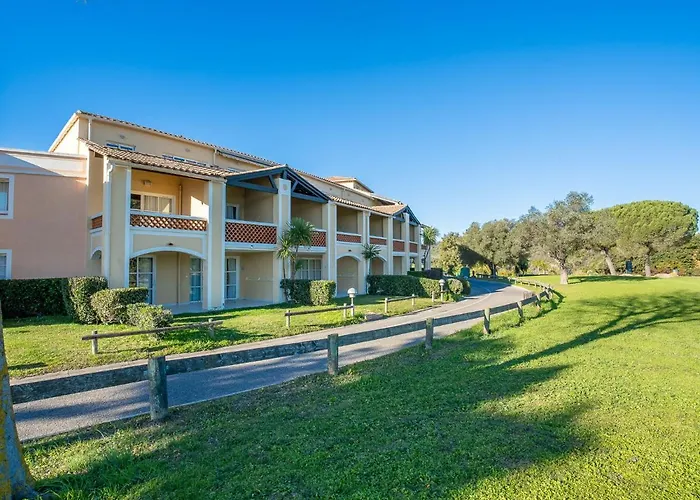 Апартаменты L'esquinade - J4236 By Interhome *