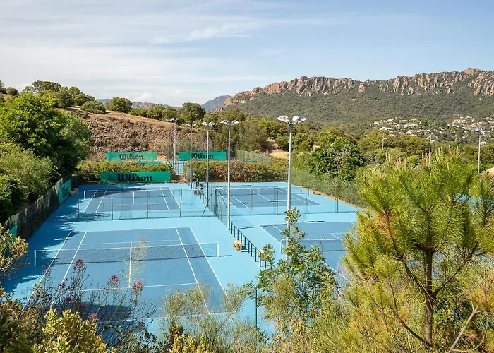 L'esquinade - J4236 By Interhome Апартаменты Сен-Рафаэль